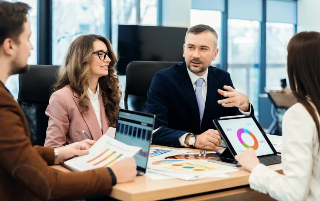 10 Actionable Tips and Career Advice for Young Financial Advisors